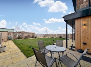 Photo 25- click for photo gallery